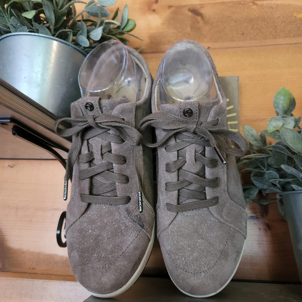 Revere 💜 Athens Sneakers Rusty Metallic Suede Leather Shoes Comfort Athletic 9M